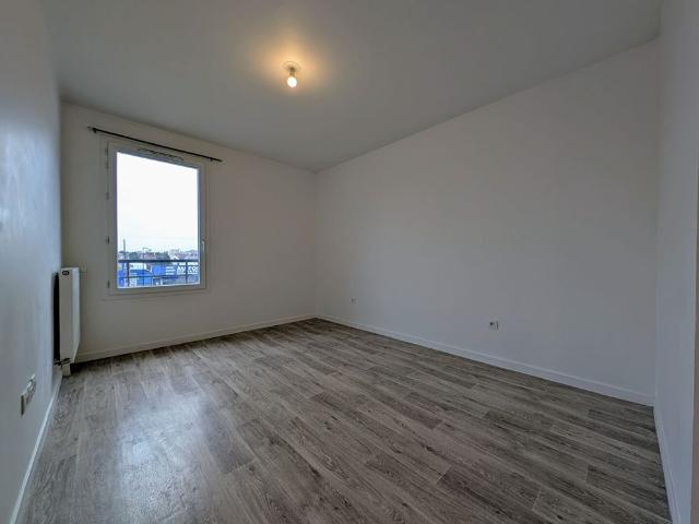 Location Appartement 3 pièces 64m²