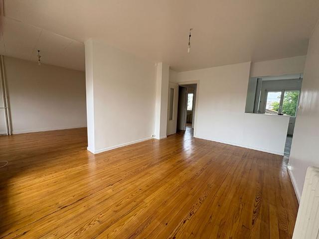 Location Appartement 3 pièces 64m²
