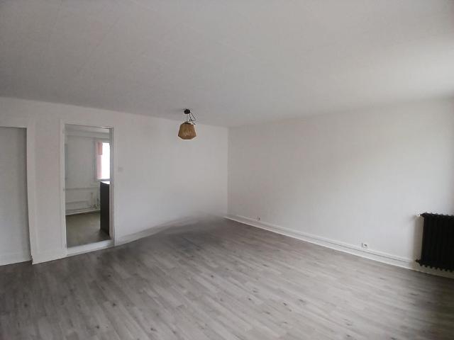 Location Appartement 3 pièces 64m²