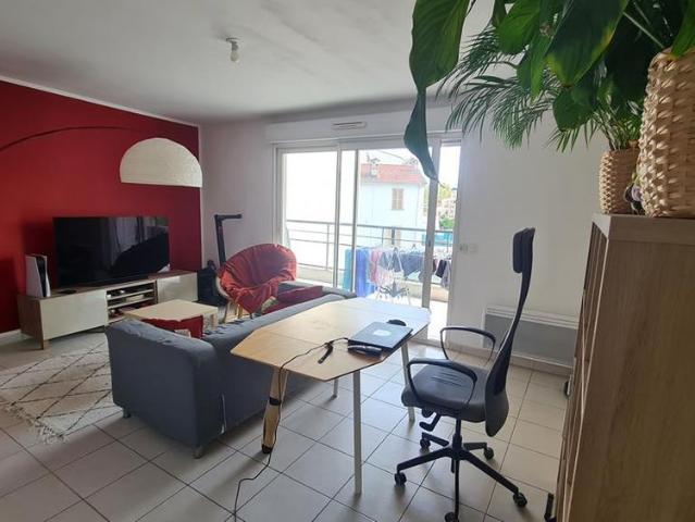 Location Appartement 3 pièces 64m² CAGNES SUR MER 06800