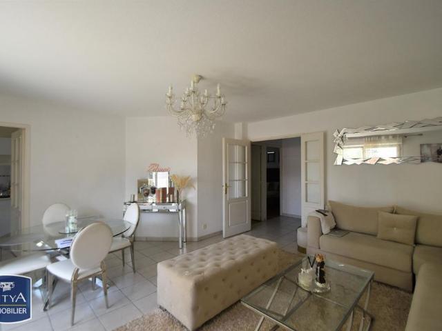 Location Appartement 3 pièces 64m² CASTELJALOUX 47700