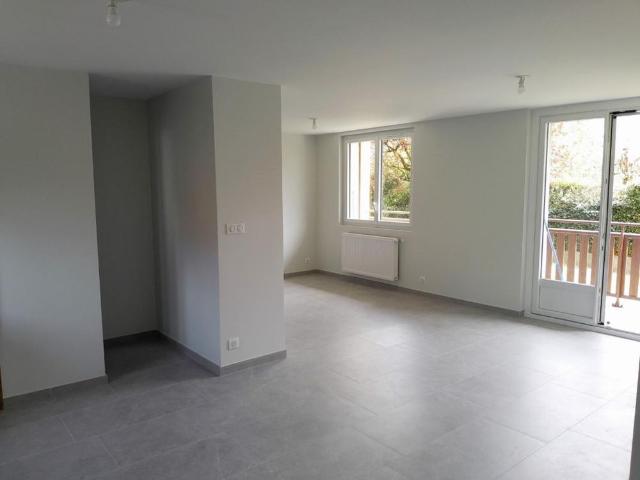 Location Appartement 3 pièces 64m² ANNECY 74000