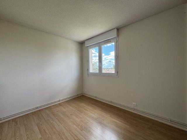 Location Appartement 3 pièces 64m² ORLEANS 45100