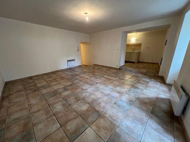 Location Appartement 3 pièces 64m² MOUSSOULENS 11170