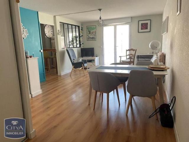 Location Appartement 3 pièces 64m² MARGUERITTES 30320