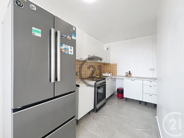 Location Appartement 3 pièces 64m² MELUN 77000