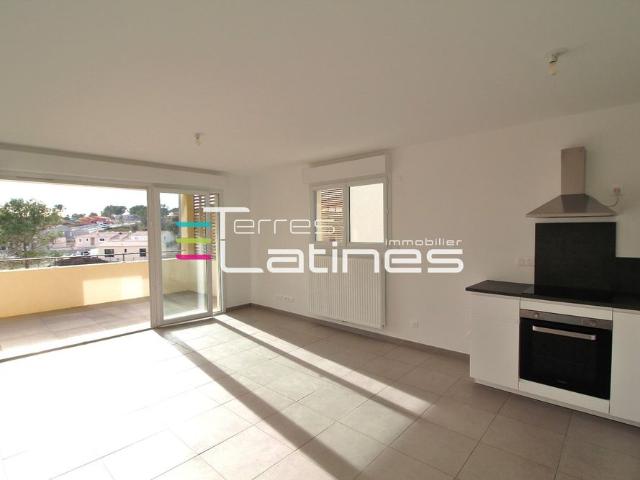 Location Appartement 3 pièces 64m² NIMES 30000