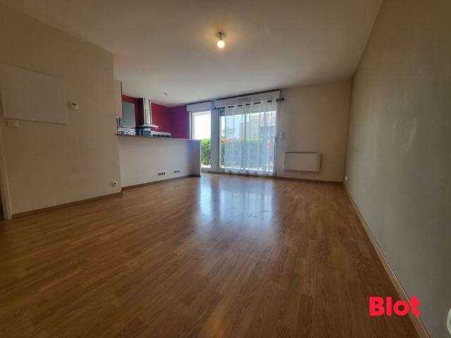 Location Appartement 3 pièces 64m² PACE 35740