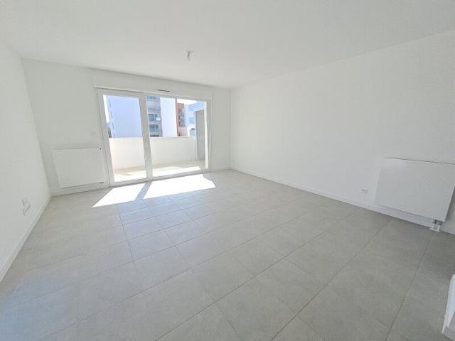 Location Appartement 3 pièces 64m² TOULOUSE 31400