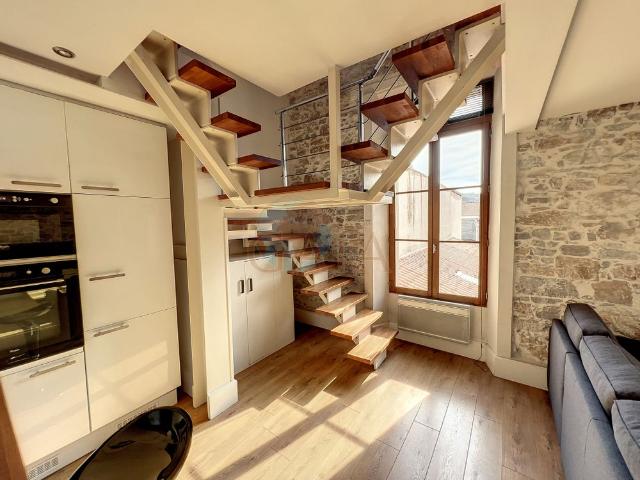 Location Appartement 3 pièces 64m² VALLAURIS 06220