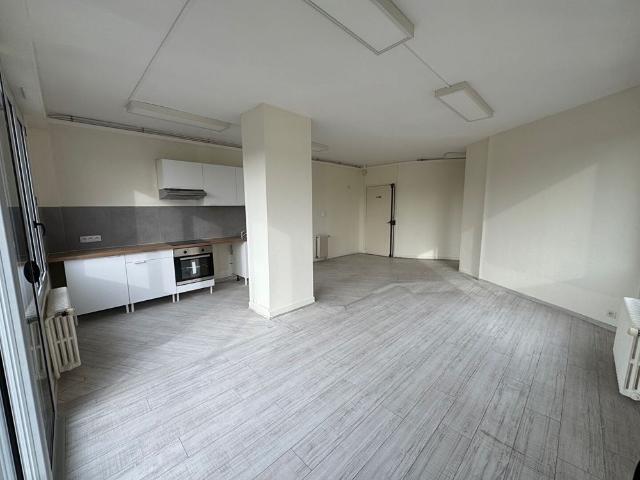 Location appartement 3 pièces, 65.56m², Blois