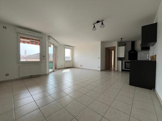 Location Appartement 3 pièces 65.63 m2 Macon