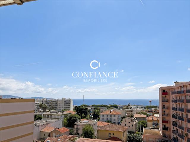 Location Appartement 3 pièces 65.7 m2 Nice