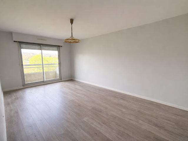 Location Appartement 3 pièces 65.9 m2 Quimper