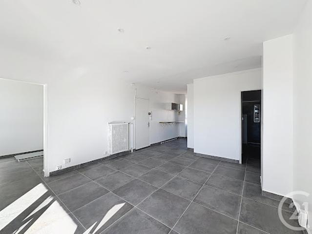 Location Appartement 3 pièces 65.33 m2 Montelimar