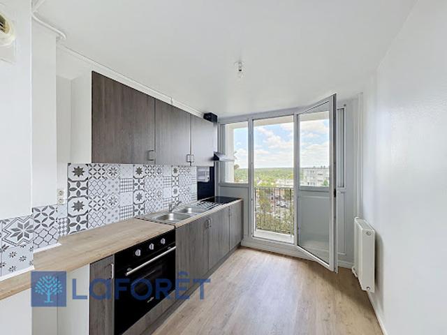 Location Appartement 3 pièces 65 m2 Tillières sur Avre