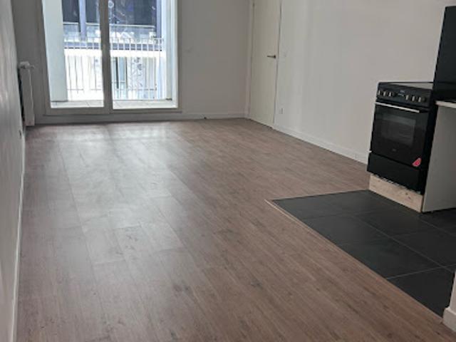 Location Appartement 3 pièces 65 m2 Asnieres sur seine