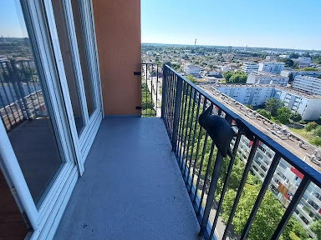Location Appartement 3 pièces 65 m2 Cenon