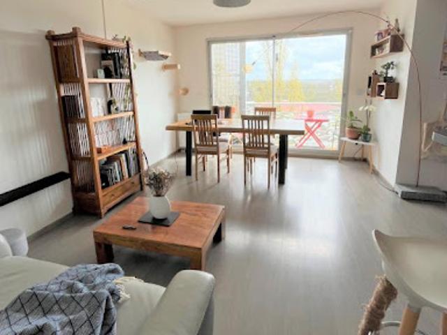Location Appartement 3 pièces 65 m2 Isle