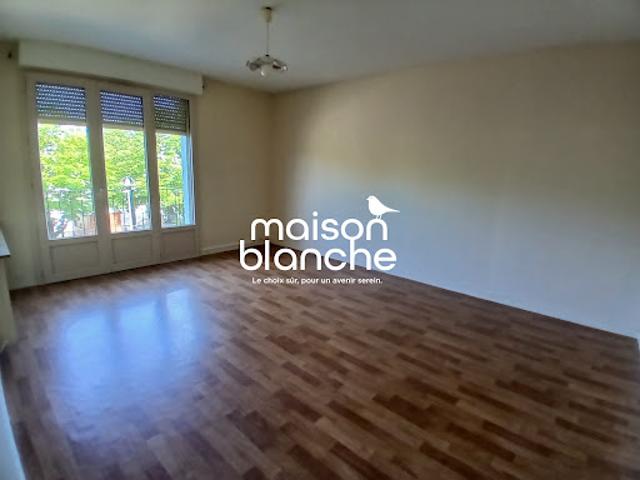 Location Appartement 3 pièces 65 m2 Parthenay