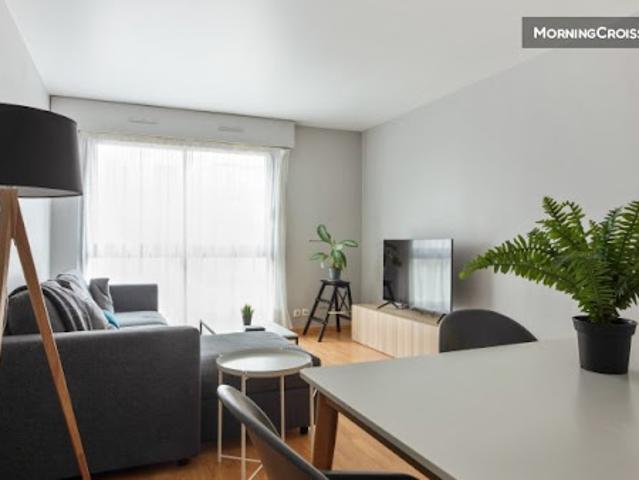 Location Appartement 3 pièces 65 m2 Paris 19ème