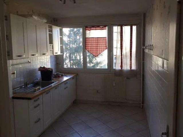 Location Appartement 3 pièces 65 m2 Saint Etienne