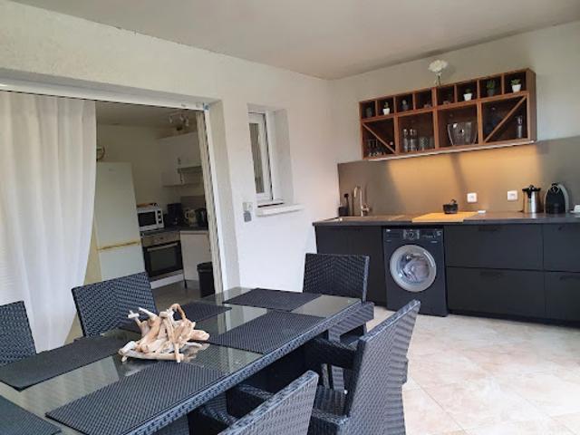 Location Appartement 3 pièces 65 m2 Saint Florent