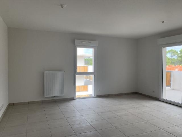 Location Appartement 3 pièces 65m²