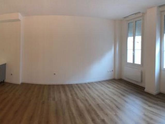 Location Appartement 3 pièces 65m²