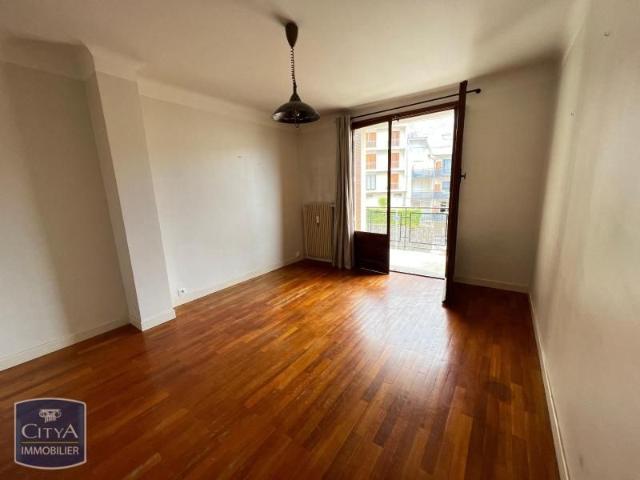Location Appartement 3 pièces 65m² CHAMBERY 73000