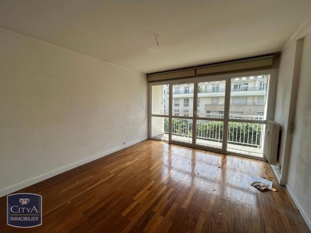 Location Appartement 3 pièces 65m² CHAMBERY 73000