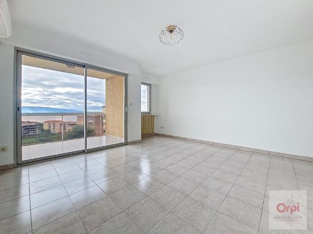 Location Appartement 3 pièces 65m² AJACCIO 20090