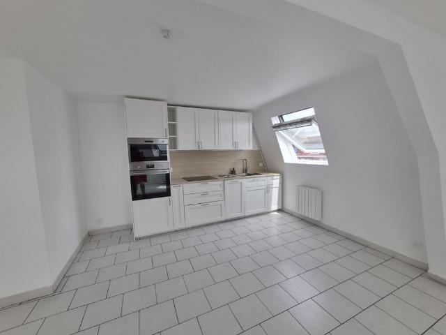Location Appartement 3 pièces 65m² ARMENTIERES 59280