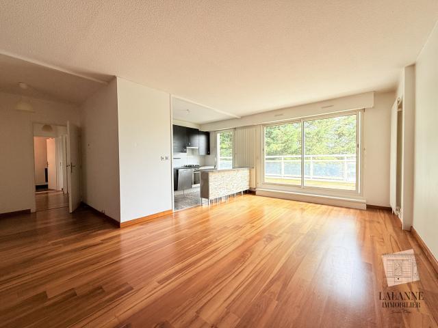 Location Appartement 3 pièces 65m² BORDEAUX 33200