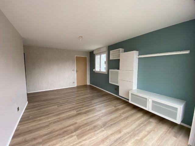Location Appartement 3 pièces 65m² BESANCON 25000