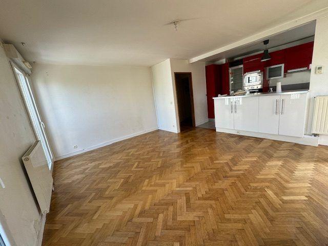 Location Appartement 3 pièces 65m² ST DENIS 93210