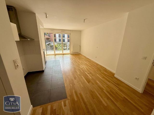 Location Appartement 3 pièces 65m² PUTEAUX 92800