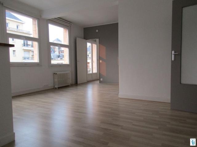 Location Appartement 3 pièces 65m² ROUEN 76000