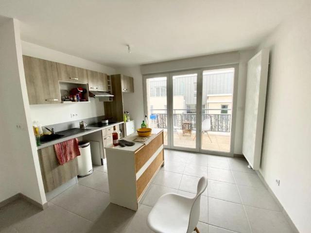 Location Appartement 3 pièces 65m² TOURS 37100