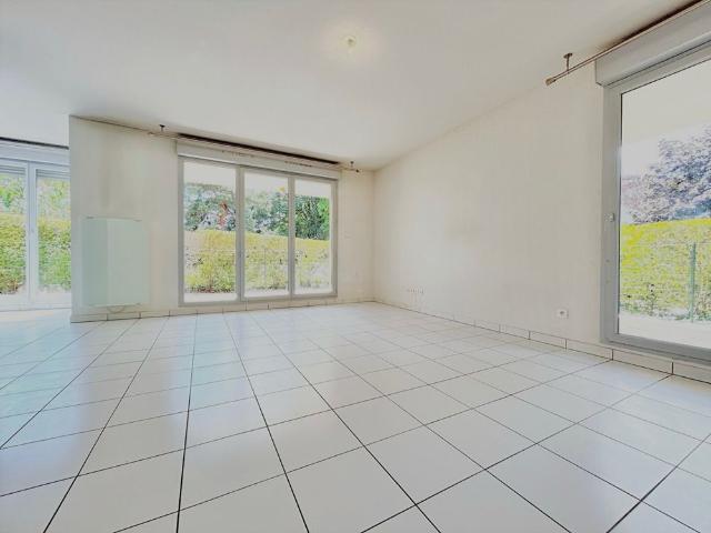 Location Appartement 3 pièces 65m² VOURLES 69390