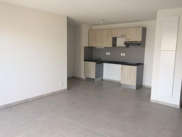 Location Appartement 3 pièces 65m² VILLENEUVE TOLOSANE 31270