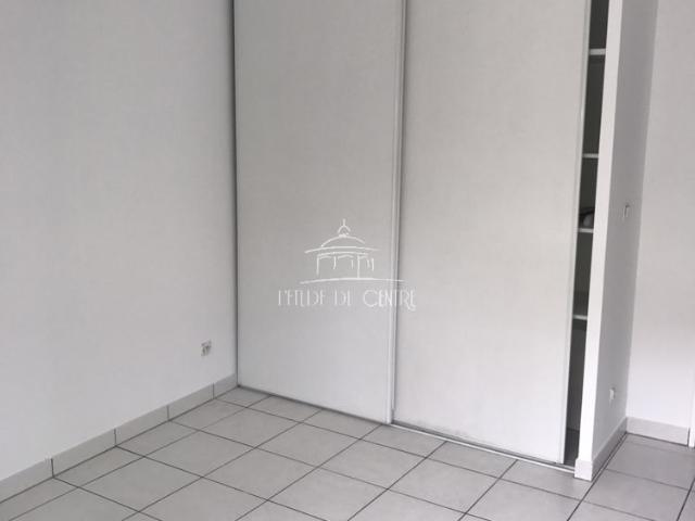 Location Appartement 3 pièces 65m² VILLENEUVE LE ROI 94290