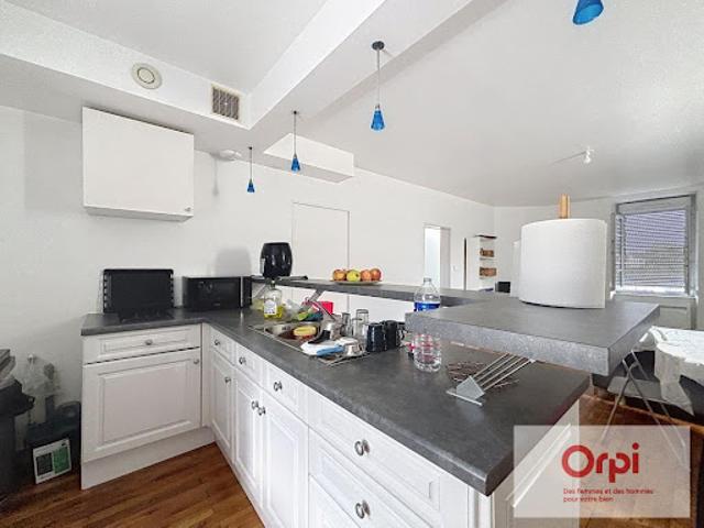 Location Appartement 3 pièces 66.59 m2 Montluçon