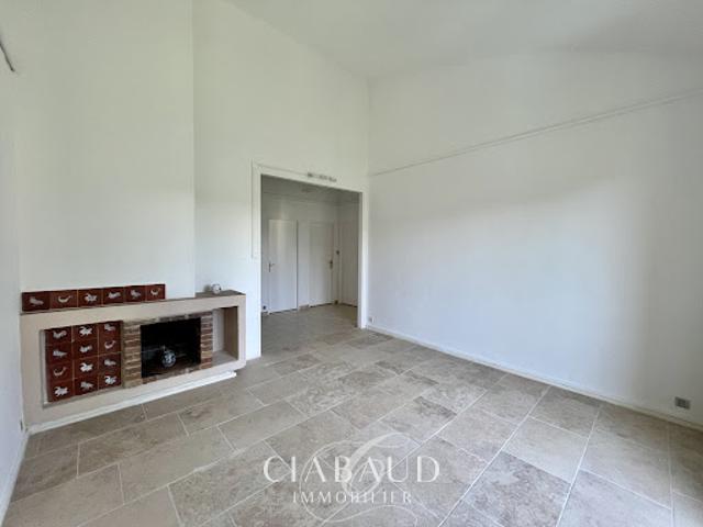 Location Appartement 3 pièces 66.65 m2 Aix en Provence