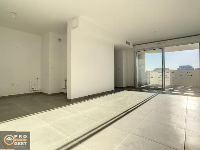 Location Appartement 3 pièces 66.9 m2 Castelnau le Lez