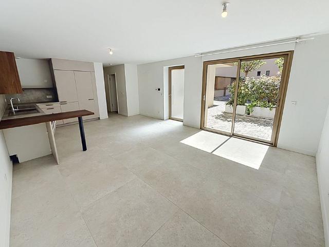 Location appartement 3 pièces, 66.00m², Metz