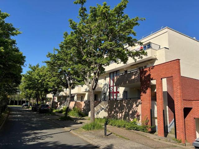 Location Appartement 3 pièces 66 m2 Montigny le Bretonneux