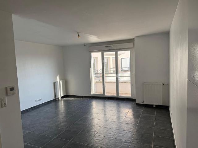 Location appartement 3 pièces, 66.36m², Drancy