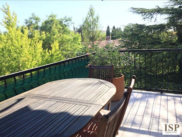 Location Appartement 3 pièces 66 m2 Aix en Provence
