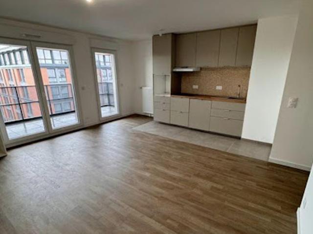 Location Appartement 3 pièces 66 m2 Romainville